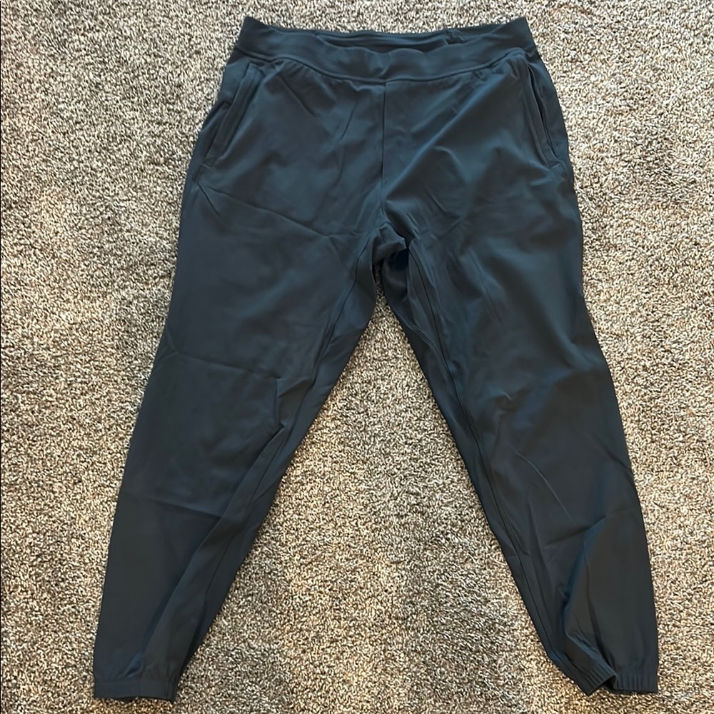 Lululemon Athletica Black Jogger Sweatpants with Tapered Leg